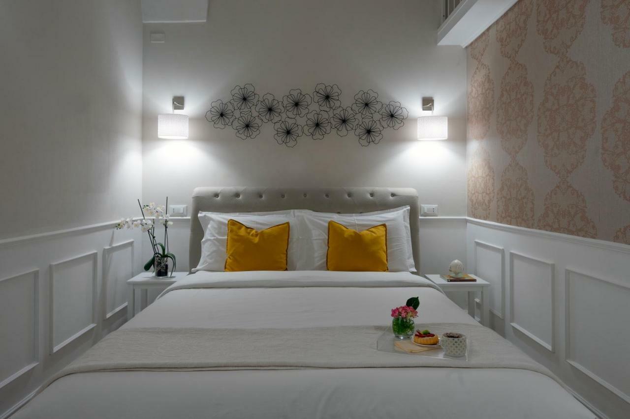 La Roche Bed and Breakfast Λέτσε Εξωτερικό φωτογραφία